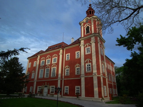 Zámek Dětenice